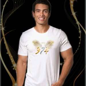 modele homme t shirt blanc